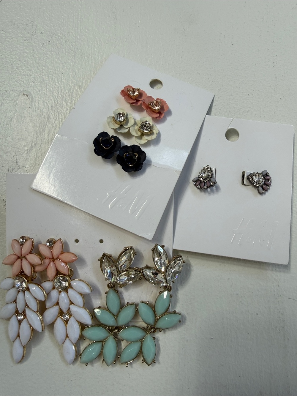 Bundle! H&M Floral and Crystal Earring Set — Pink, White, Black, Mint